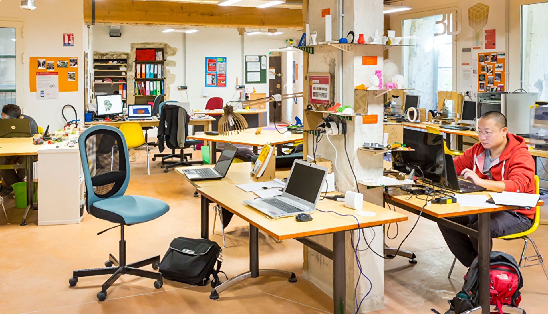 Quand le numérique sublime l'art et la matière au Fablab de Crest (26) Quand le numérique sublime l'art et la matière au Fablab de Crest (26)