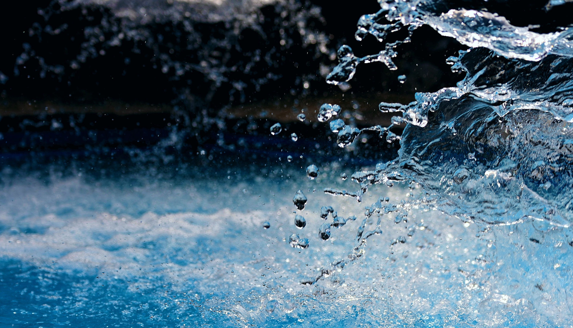Le grand roman de la terre : origine de l'eau, apparition de la vie