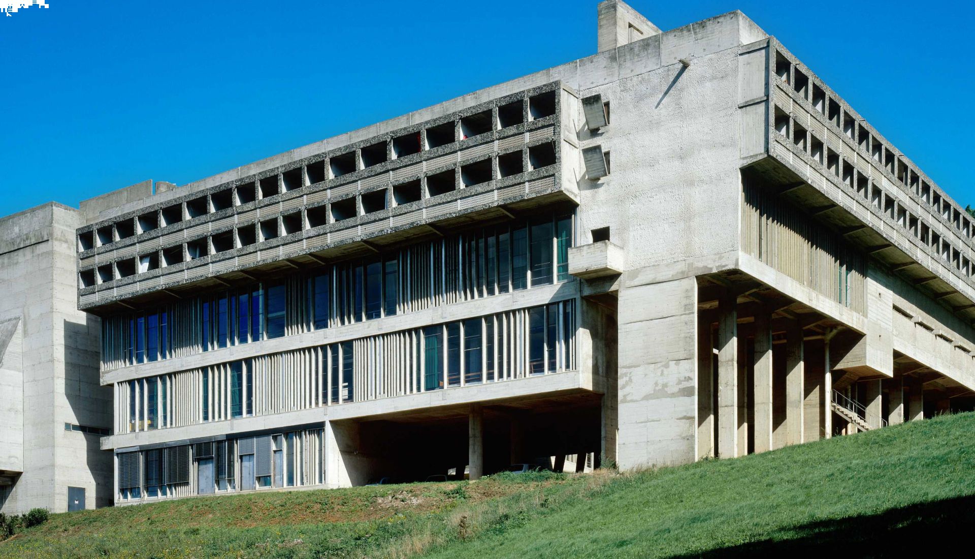 Le couvent de la Tourette de Le Corbusier Le couvent de la Tourette de Le Corbusier