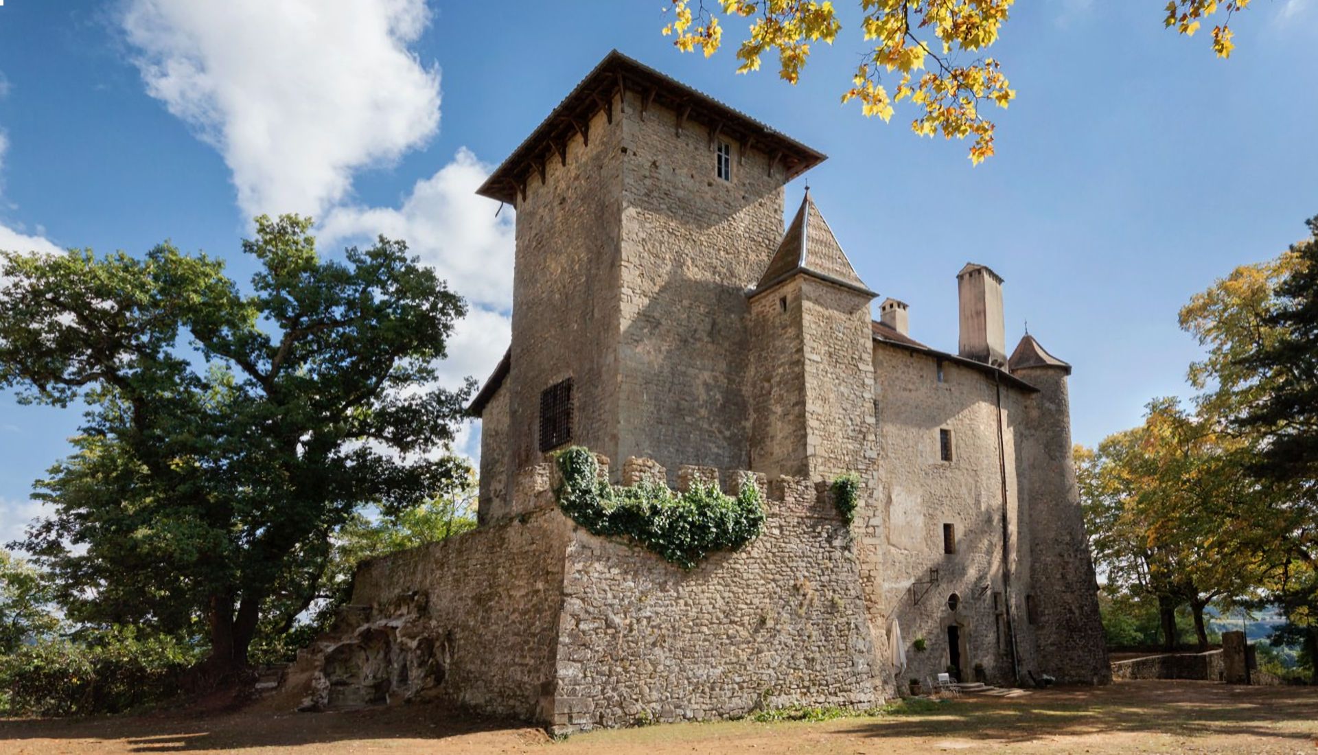 Bathernay, célèbre site historique en Drôme des colline